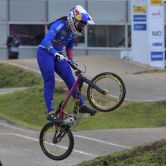 Fedeciclismo anuncia Selección Colombia de BMX para el Mundial