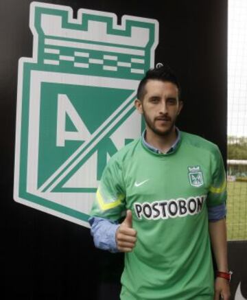 El portero bogotano entrenó de forma individual con Fabio 'La Gallina' Calle, entrenador de arqueros de Atlético Nacional.