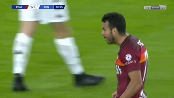 Pedrito, desatado, la sigue rompiendo en la Roma: fue un golazo que empez車 y acab車 谷l