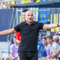 Paco López: “Hemos dado dos pasos hacia atrás en la segunda parte”