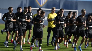Entrenamiento del Málaga de este miécoles por la tarde en La Rosaleda.