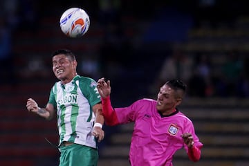 Nacional ganó con goles de Gustavo Torres, Dayro Moreno y Alexis Henríquez. Los dos tantos de Chicó fueron de Diego Valdés.