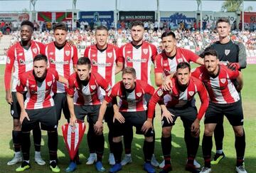 El 7 de agosto publicaba en su cuenta de twitter @yuriberchiche la foto del once inicial del Athletic de Bilbao, donde aparece con el resto de sus compa?eros.