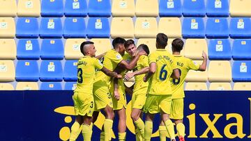 El Villarreal celebra su triunfo ante el Lugo.