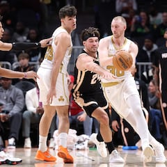 Hugo González ayuda a engrasar la máquina ‘celtic’