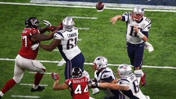 HOUSTON, TX - FEBRUARY 05: Tom Brady #12 of the New England Patriots looks to pass against the Atlanta Falcons during the fourth quarter during Super Bowl 51 at NRG Stadium on February 5, 2017 in Houston, Texas. The New England Patriots defeated the Atlanta Falcons 34-28. Bob Levey/Getty Images/AFP
== FOR NEWSPAPERS, INTERNET, TELCOS & TELEVISION USE ONLY ==
