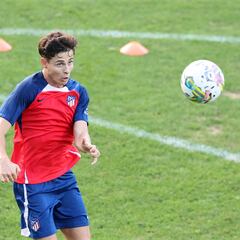 Riquelme encandila a Simeone