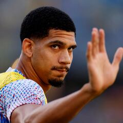 Araújo, harto de presiones