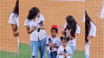 Hija de Kobe Bryant se roba el show en partido de Dodgers