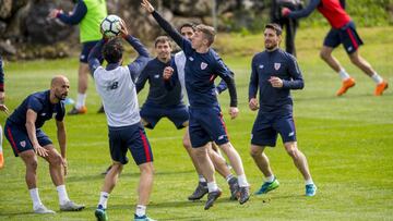 Muniain aspira a una titularidad de la que, por culpa de la grave lesión de rodilla, no goza en Liga desde el 23 de septiembre (en Málaga).