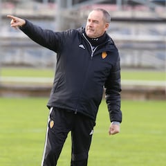 Víctor Fernández, ante su cuarta etapa en el Real Zaragoza