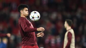 ¿Qué tan real es un intercambio entre Luis Díaz y Rafael Leao?