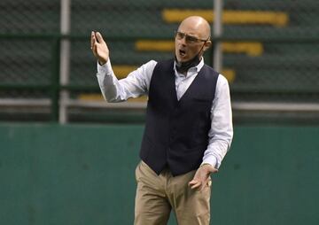 Deportivo Cali y Millonarios protagonizaron el regreso de la Liga Betplay tras el parón por la pandemia de COVID-19. El encuentro terminó en empate 1-1 y en la primera parte tuvo que ser suspendido por una Tormenta Eléctrica.