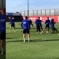 El notable túnel de Vidal a Umtiti que sacó risas en Barcelona