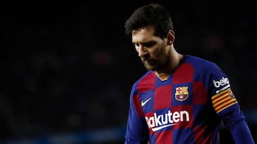 Leo Messi decide cambiar de t&aacute;ctica.