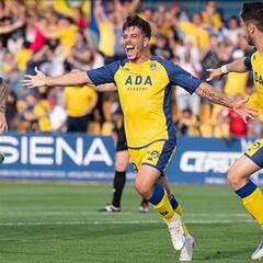 Chiki seguirá vistiendo de amarillo