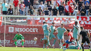 Lanzamiento de Diego Esteban en el Algeciras-Atl¨¦tico B.