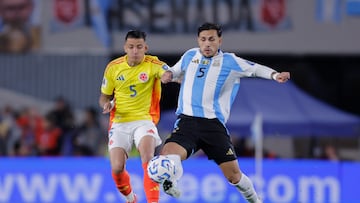 Kevin Castaño recibe amarilla y no jugará contra Bolivia en septiembre.