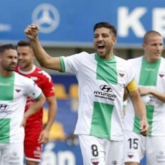 Zarfino acerca la salvación al Extremadura