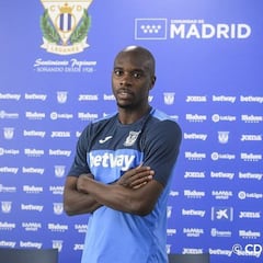 Baile de dorsales en el Leganés y dos plazas libres aún para fichar