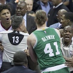 Un partido de sanción a Oubre tras su agresión a Olynyk