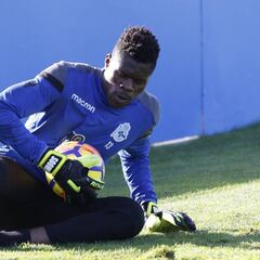 Francis 'celebra' su cumpleaños regresando al equipo filial