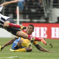 Tercera final consecutiva de Liga MX con colombianos