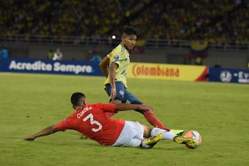 Colombia clasificó como segunda del grupo A con 7 puntos, producto de dos victorias, un empate y una derrota. Los dirigidos por Arturo Reyes jugarán su primer partido del cuadrangular final ante Brasil en el estadio Alfonso López de Bucaramanga. 