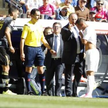 Benítez: "¿Pitos? Yo acabo feliz; ganar ya es bastante positivo"