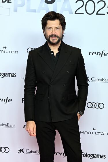 Álvaro Morte durante la 76º edición de los premios Fotogramas.