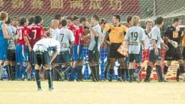 <b>LA EXPLICACIÓN. </b>Acabando el partido, se montó una buena, cuando Biel se revolvió y golpeó a Castro. Una imagen vale más que mil palabras.