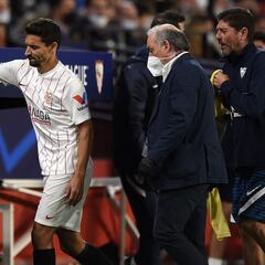 Navas, el dilema del derbi