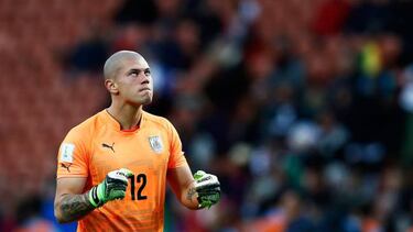 Palestino suma a ex meta de Peñarol y mundialista juvenil