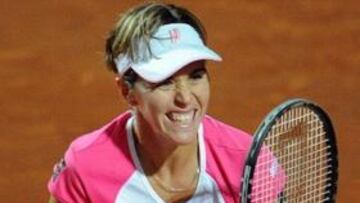 María José Martínez vence a Falconi y a segunda ronda