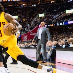 How many rounds are there in the NBA draft? How many players are selected?