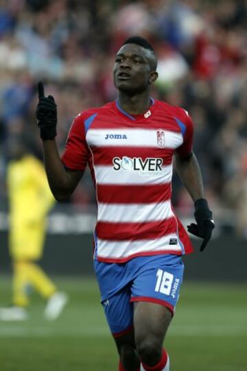 El delantero colombiano del Granada Jhon Córdoba celebra el gol marcado ante el Getafe, durante el partido de la decimosexta jornada de Liga BBVA