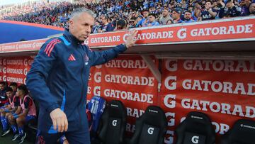 Gustavo Álvarez se cansa de esperar y mete presión por Eduardo Vargas: “Las negociaciones...”