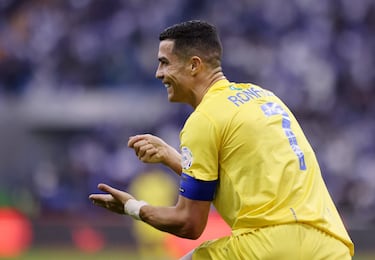 Mitrovic hace llorar a Cristiano