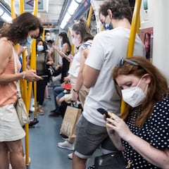 Un conductor de Metro explica por qué no deberías sentarte en los asientos