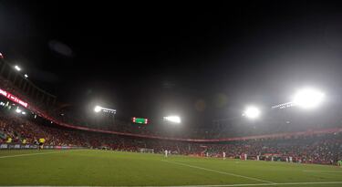 Vista general del estadio Martínez Valero.