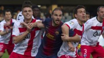 El Huesca contuvo al filial blaugrana y se llev&oacute; los tres puntos.