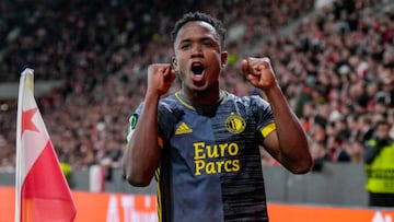 PRAGUE, NETHERLANDS - APRIL 14: Luis Sinisterra of Feyenoord is celebrating his goal during the Quarter Finals UEFA Europa League match between Slavia Prague and Feyenoord at Eden Arena on April 14, 2022 in Prague, Netherlands (Photo by Geert van Erven/BSR Agency/Getty Images)