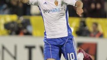 <b>TITULAR. </b>Nico Bertolo, el '10' del Zaragoza, apunta al once titular contra el Sporting.