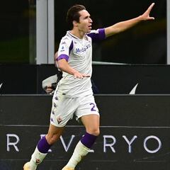 La Juve aprieta por Chiesa; la Fiorentina por Callejón y Milik