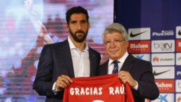 La despedida de Raúl García