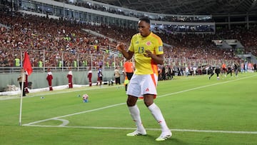 MATURIN, VENEZUELA - SEPTEMBER 09: Yerry Mina of Colombia celebrates after scoring the team's first goal during the South American FIFA World Cup 2026 Qualifier match between Venezuela and Colombia at Estadio Monumental de Maturin on September 09, 2025 in Maturin, Venezuela. (Photo by Edilzon Gamez/Getty Images)