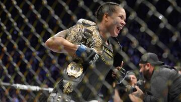 Amanda Nunes tras su victoria sobre Cris Cyborg.