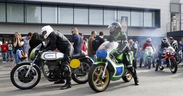 Tercera edición de la reunión y exhibición de automóviles clásicos en el circuito del Jarama