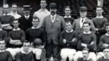 Manchester United y Liverpool acuerdan un 2-0 (1915)