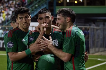 Mexico get the win in Diego Cocca's first game in charge